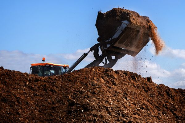 Dirt Spreading in Gig Harbor