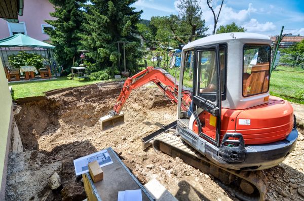 Crawlspace Digging in Gig Harbor